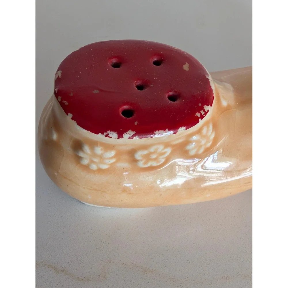 Vintage Dutch Wooden Shoe Salt and Pepper Shakers Ceramic Clogs Tan Red Green